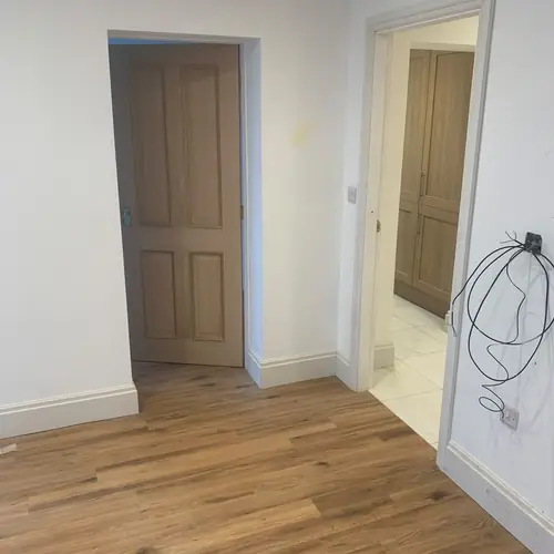 Oak-effect flooring and new internal doors