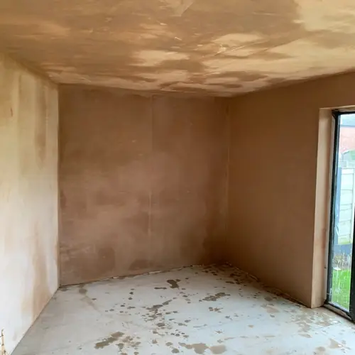 Freshly plastered extension room ready for fit-out